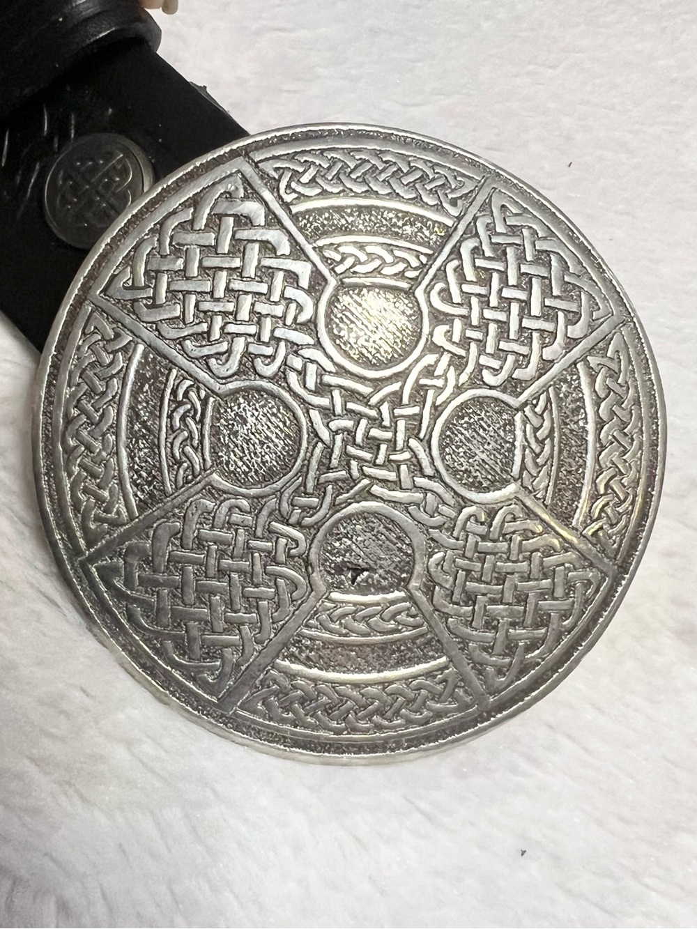 Lee River Celtic Knot Tooled Black Leather Belt Pewter Round Buckle Size XL 42